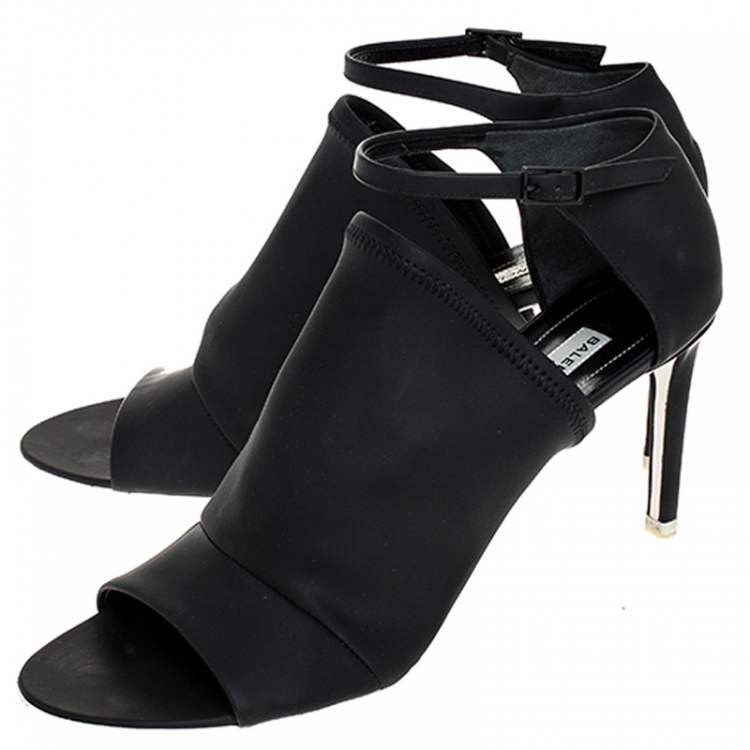 Pre Owned Balenciaga Black Rubberised Neoprene Glove Open Toe Ankle Strap Sandals Size 40