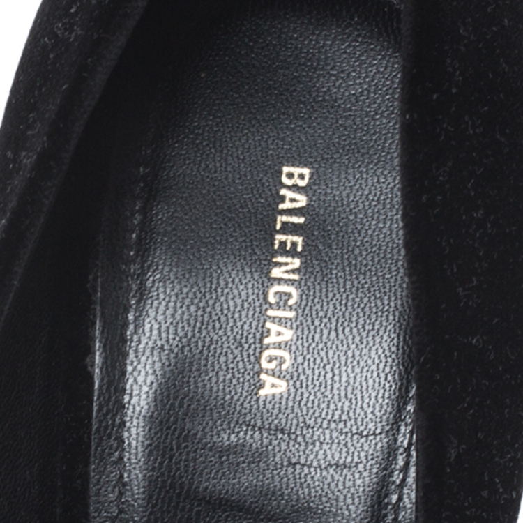 Pre Owned Balenciaga Black Velvet BB Pointed Toe Pumps Size 38