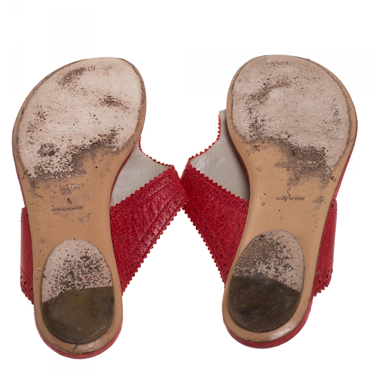 Pre Owned Balenciaga Red Brogue Detail Leather Thong Sandals Size 39