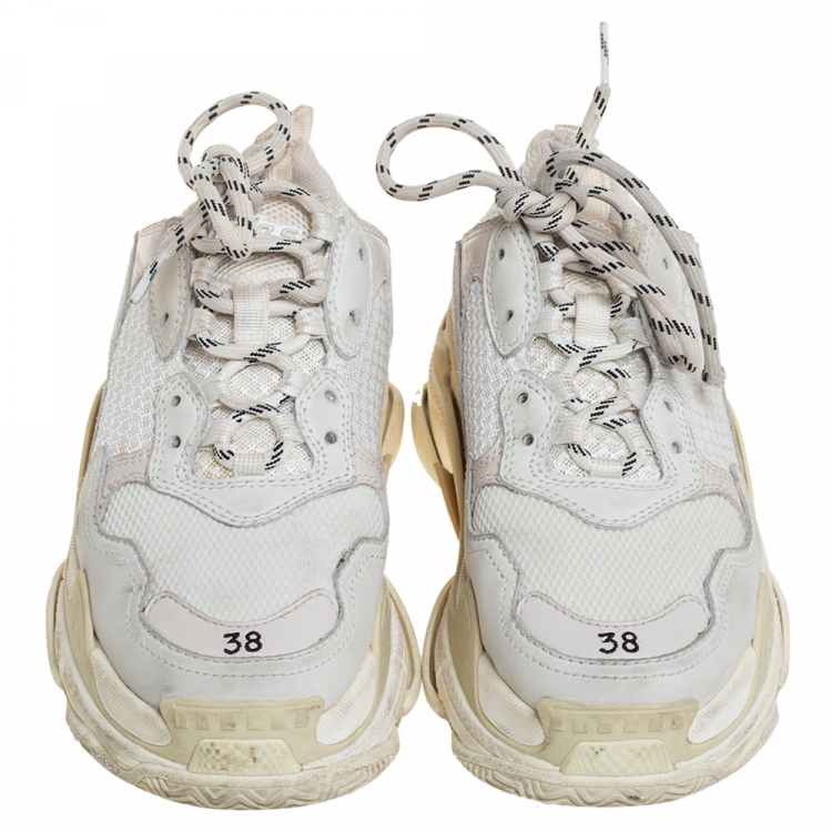 Pre Owned Balenciaga White/Grey Leather And Mesh Triple S Low Top Sneakers Size 38
