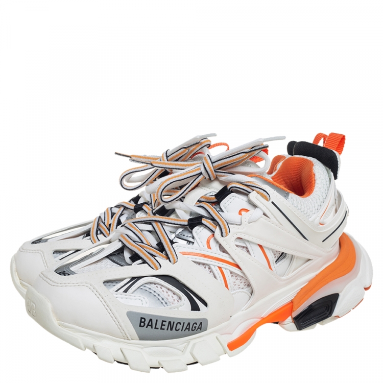 مملوكة مسبقًا Balenciaga White/Orange Rubber And Mesh Track Trainers Size 36