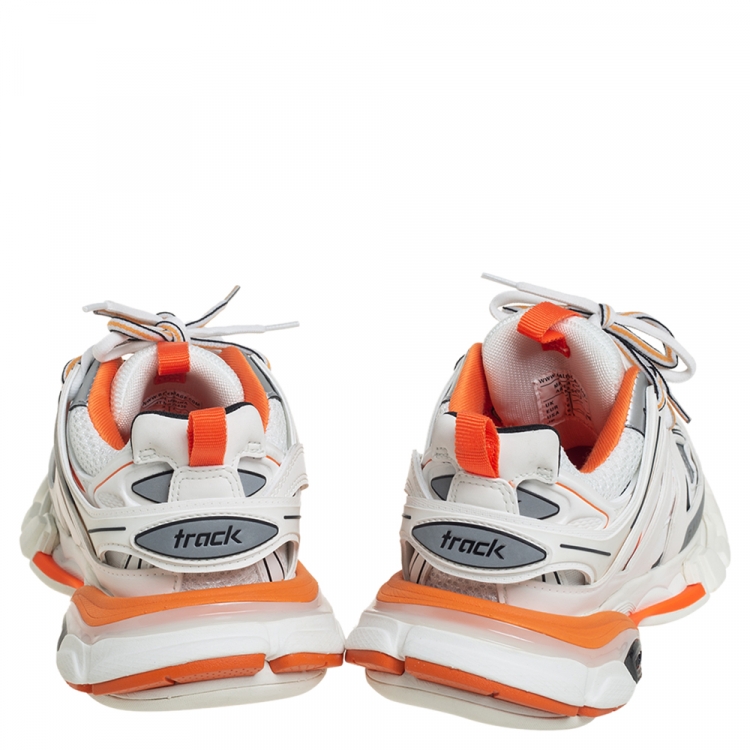مملوكة مسبقًا Balenciaga White/Orange Rubber And Mesh Track Trainers Size 36