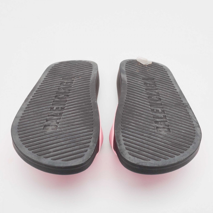 Pre Owned Balenciaga Black/Pink Logo Rubber Pool Slides Size 40