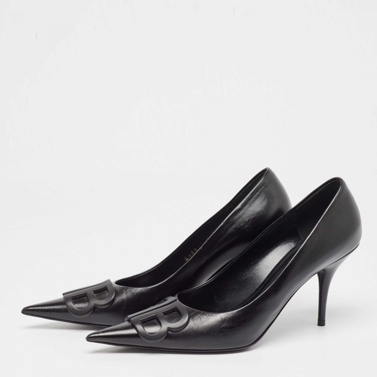 Pre Owned Balenciaga Black Leather BB Knife Pumps Size 38.5