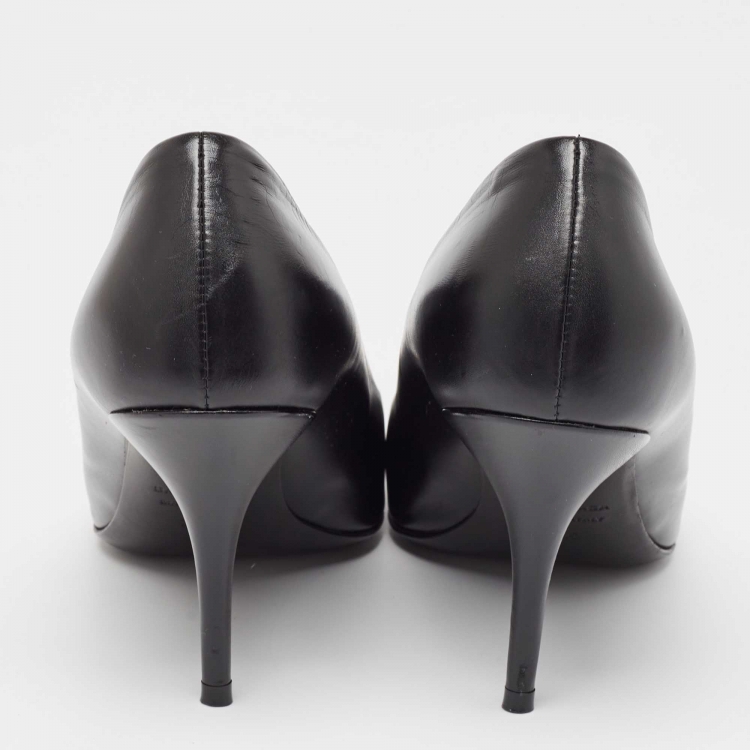 Pre Owned Balenciaga Black Leather BB Knife Pumps Size 38.5