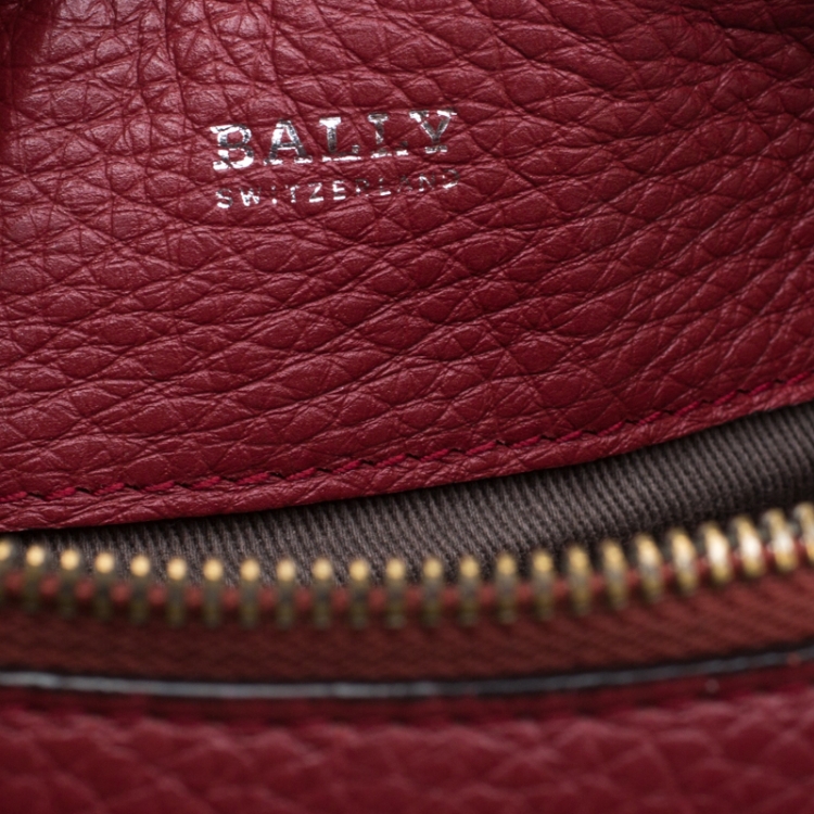 Pre Owned Bally Red Leather and Canvas Kissen Satchel