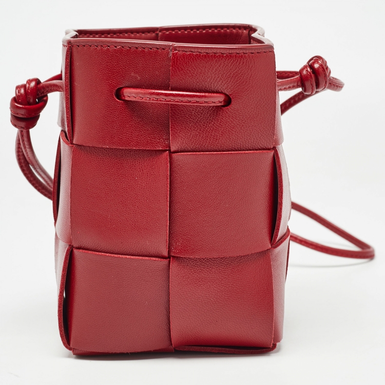 Pre Owned Bottega Veneta Red Intreccio Leather Mini Cassette Bucket Bag