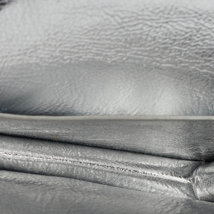 Pre Owned Bottega Veneta Silver Intrecciato Leather Card Case