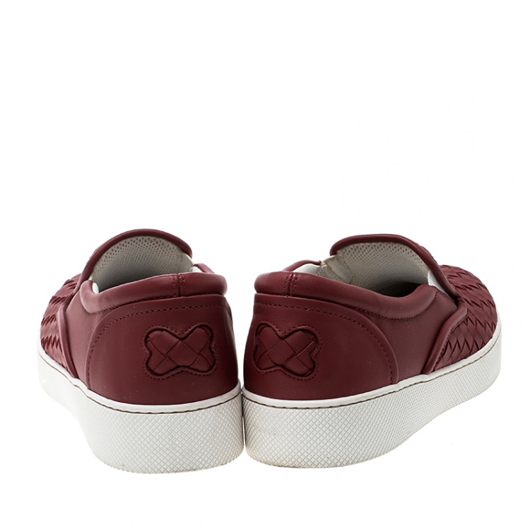 Pre Owned Bottega Veneta Red Intrecciato Leather Slip On Sneakers Size 35