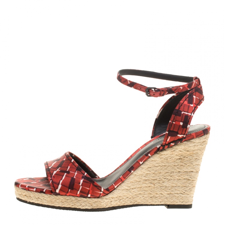 Pre Owned Bottega Veneta Red Printed Silk Ankle Strap Espadrille Wedge Sandals Size 39.5