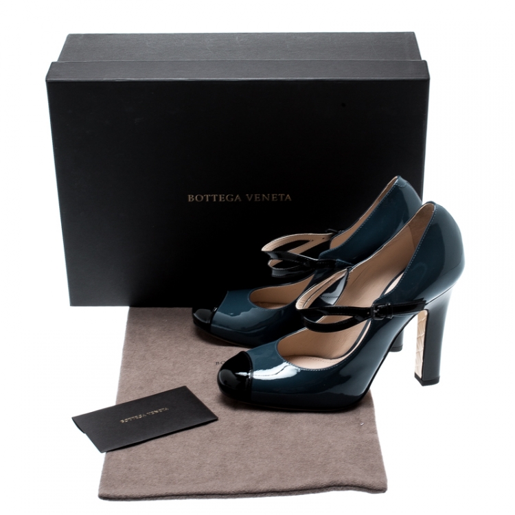 Pre Owned Bottega Veneta Slate Grey Patent Leather Bette Cap Toe Mary Jane Pumps Size 36