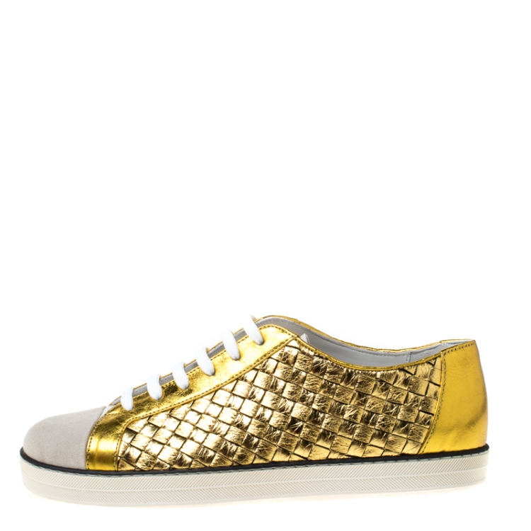 Pre Owned Bottega Veneta Metallic Gold Intrecciato Leather And Suede Cap Toe Low Top Sneakers Size 39.5