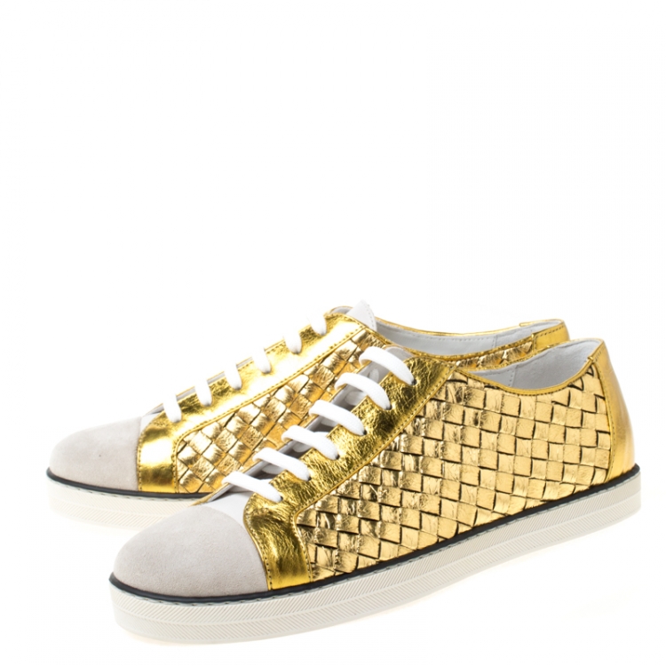 Pre Owned Bottega Veneta Metallic Gold Intrecciato Leather And Suede Cap Toe Low Top Sneakers Size 39.5