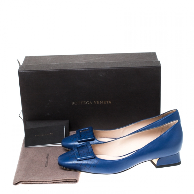 Pre Owned Bottega Veneta Blue Intrecciato Print Leather Buckle Details Flats Size 37.5