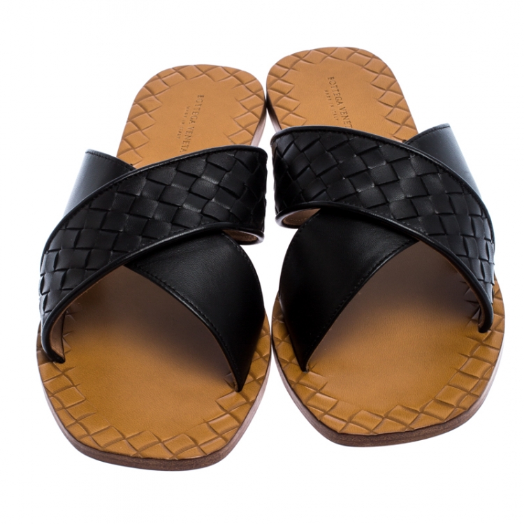 Pre Owned Bottega Veneta Black Leather Crisscross Flat Slides Size 40 