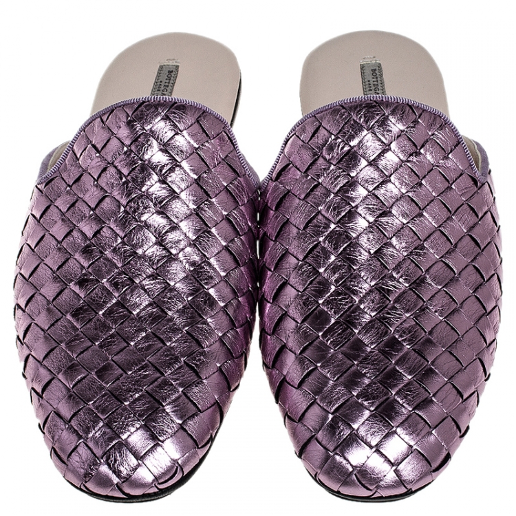 Pre Owned Bottega Veneta Metallic Purple Intrecciato Leather Fiandra Mules Size 37.5