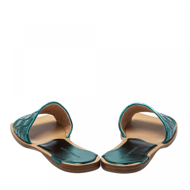 Pre Owned Bottega Veneta Metallic Blue Intrecciato Leather Flat Slides Size 40