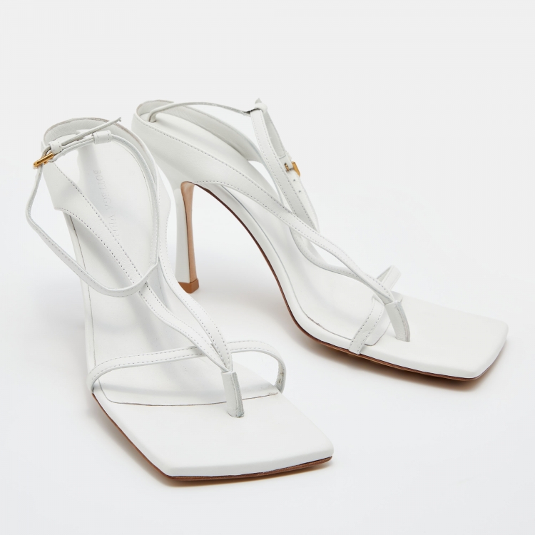 Pre Owned Bottega Veneta White Leather Stretch Ankle Strap Sandals Size 39