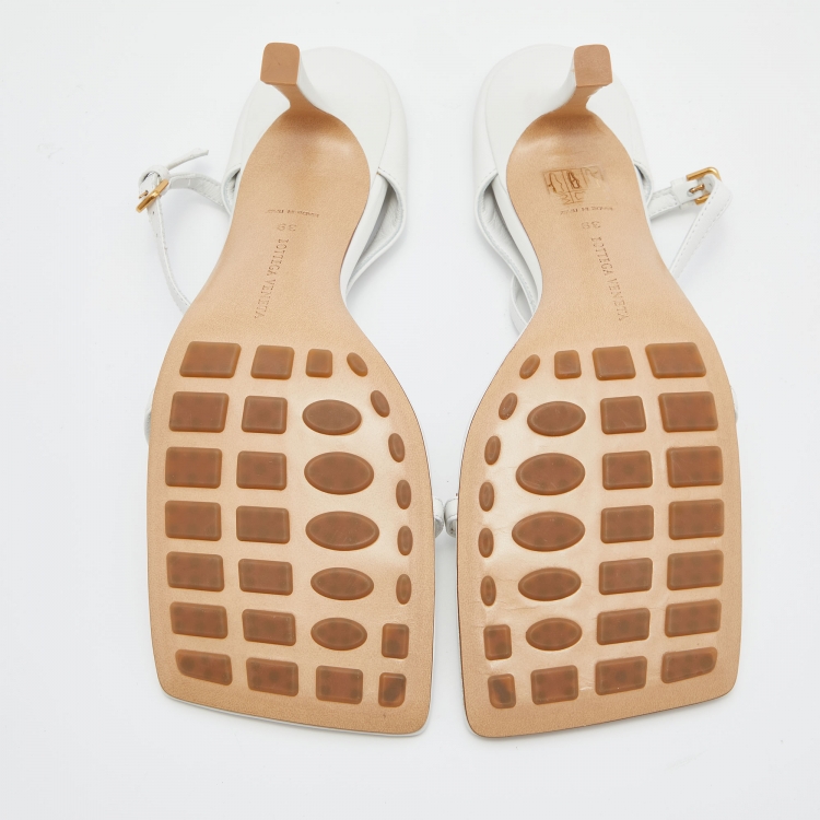 Pre Owned Bottega Veneta White Leather Stretch Ankle Strap Sandals Size 39