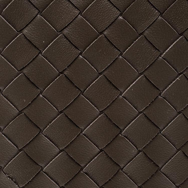 Pre Owned Bottega Veneta Grey Intrecciato Leather Passport Holder 