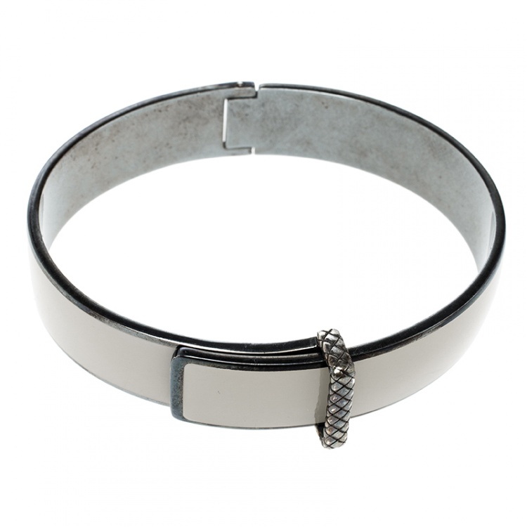 Pre Owned Bottega Veneta Intrecciato White Enamel Oxidized Silver Bracelet M