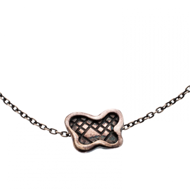 Pre Owned Bottega Veneta Intrecciato Engraved Butterfly Charm Sterling Silver Bracelet S
