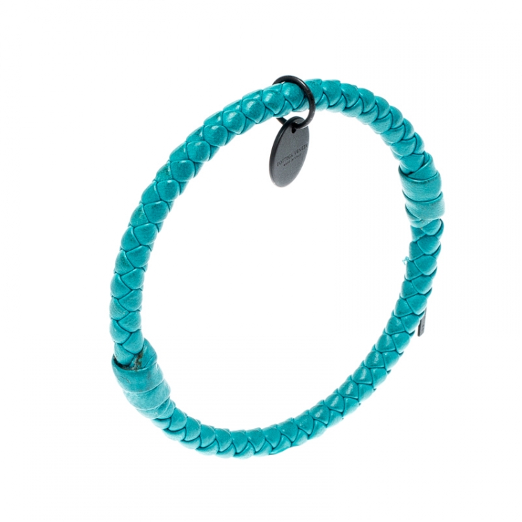 Pre Owned Bottega Veneta Blue Intrecciato Woven Leather Bangle Bracelet M