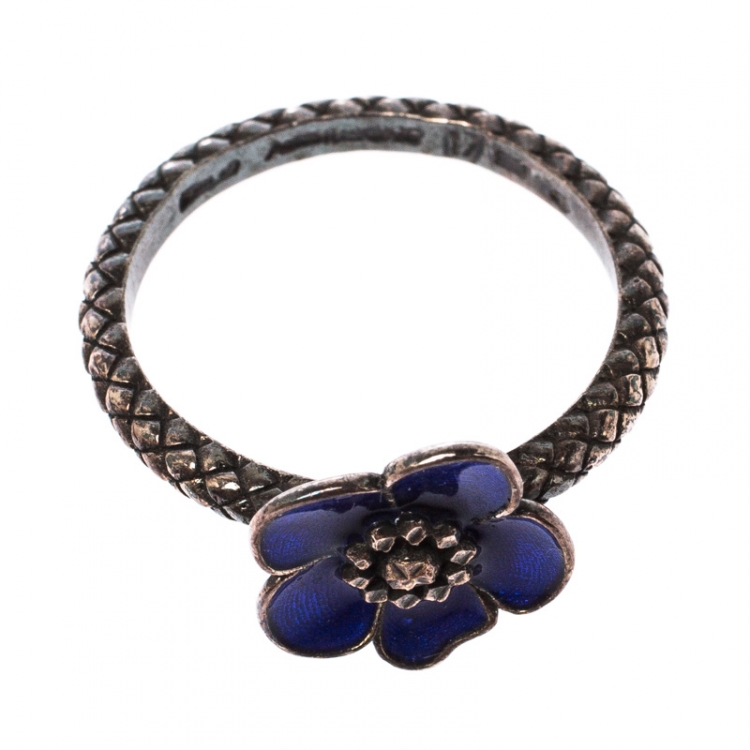 Pre Owned Bottega Veneta Blue Enamel Silver Flower Ring Size 57