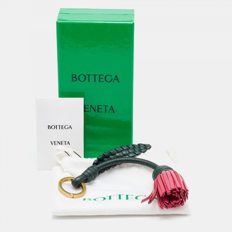 Pre Owned Bottega Veneta Green/Pink Intrecciato Leather Key Chain