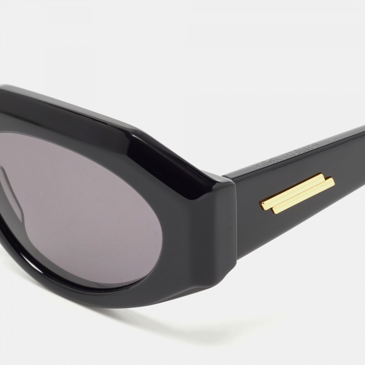 Pre Owned Bottega Veneta Black BV1031S Oval Sunglasses