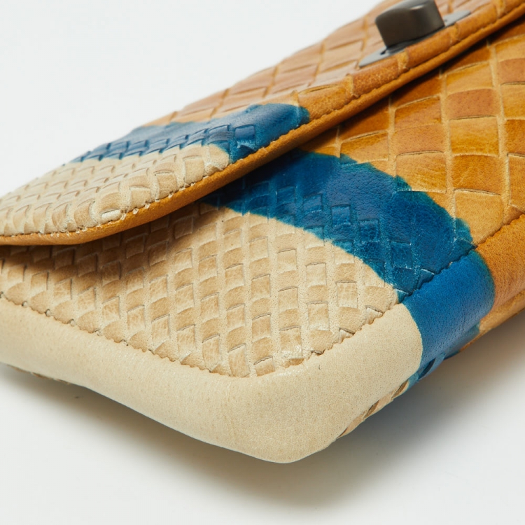 Pre Owned Bottega Veneta Tri Color Intrecciato Leather Turn Lock Clutch