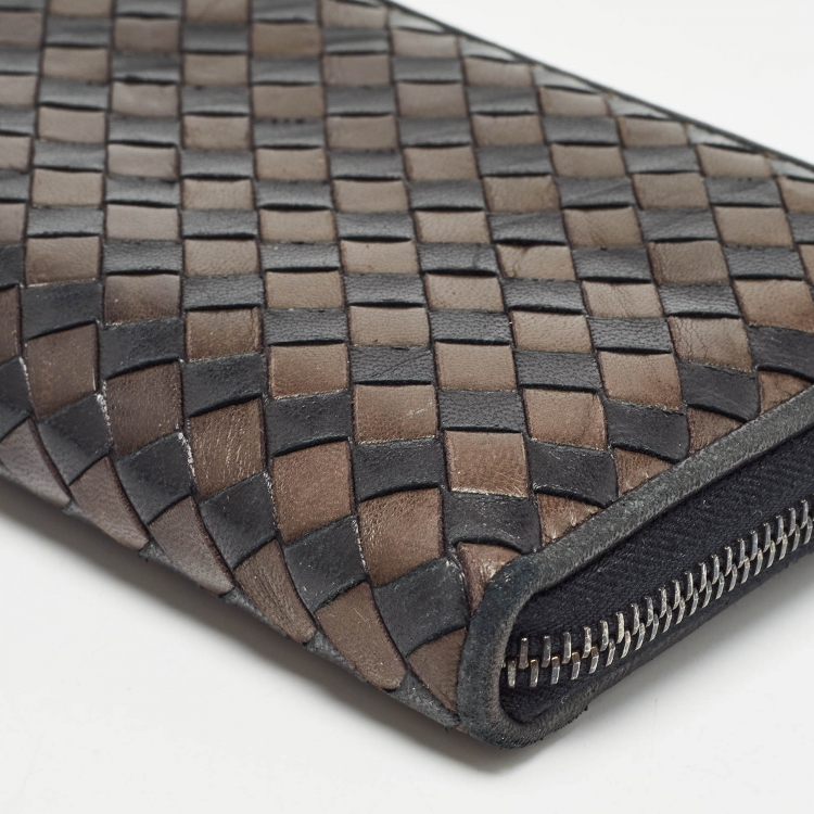 Pre Owned Bottega Veneta Brown/Black Intrecciato Leather Zip Around Wallet