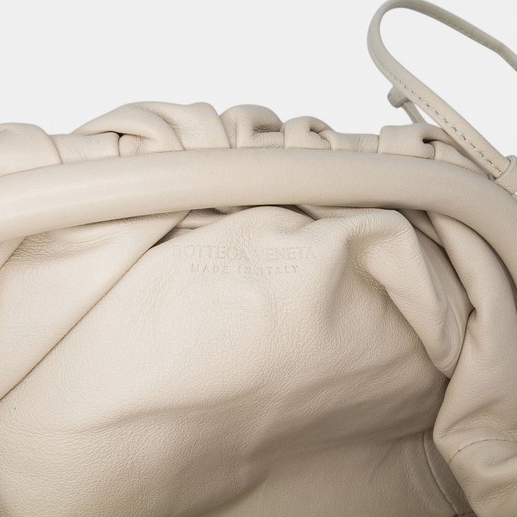 Pre Owned Bottega Veneta White Lambskin The Mini Pouch Crossbody