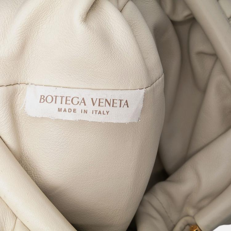 Pre Owned Bottega Veneta White Lambskin The Mini Pouch Crossbody