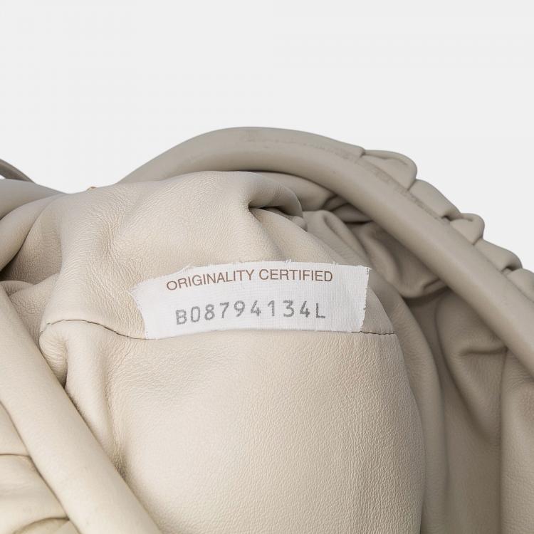 Pre Owned Bottega Veneta White Lambskin The Mini Pouch Crossbody