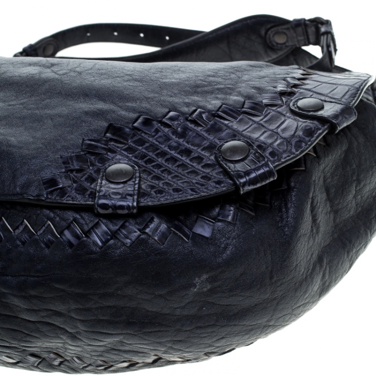 Pre Owned Bottega Veneta Dark Blue Leather and Intrecciato Crocodile Trims Messenger Bag