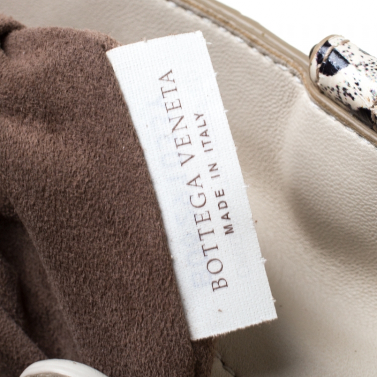 Pre Owned Bottega Veneta Beige/White Woven Leather and Snakeskin Small Flow Wave Tote