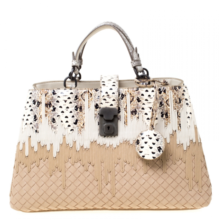 Pre Owned Bottega Veneta Beige/White Woven Leather and Snakeskin Small Flow Wave Tote