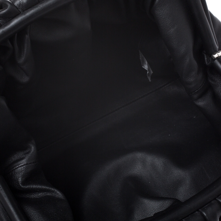 Pre Owned Bottega Veneta Black Leather The Pouch 