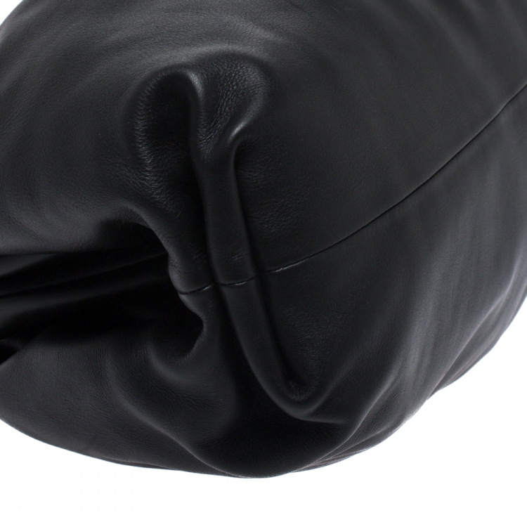 Pre Owned Bottega Veneta Black Leather The Pouch 