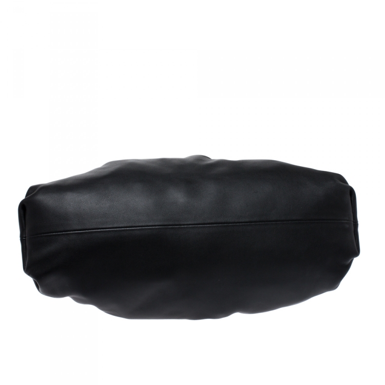 Pre Owned Bottega Veneta Black Leather The Pouch 