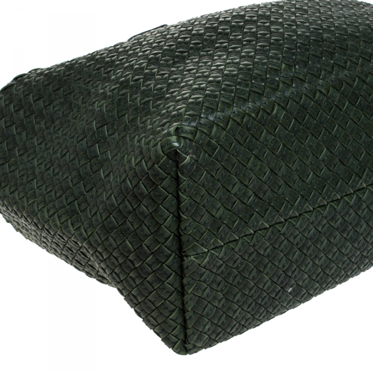 Pre Owned Bottega Veneta Green Intrecciato Leather Medium Cabat Tote with Pouch