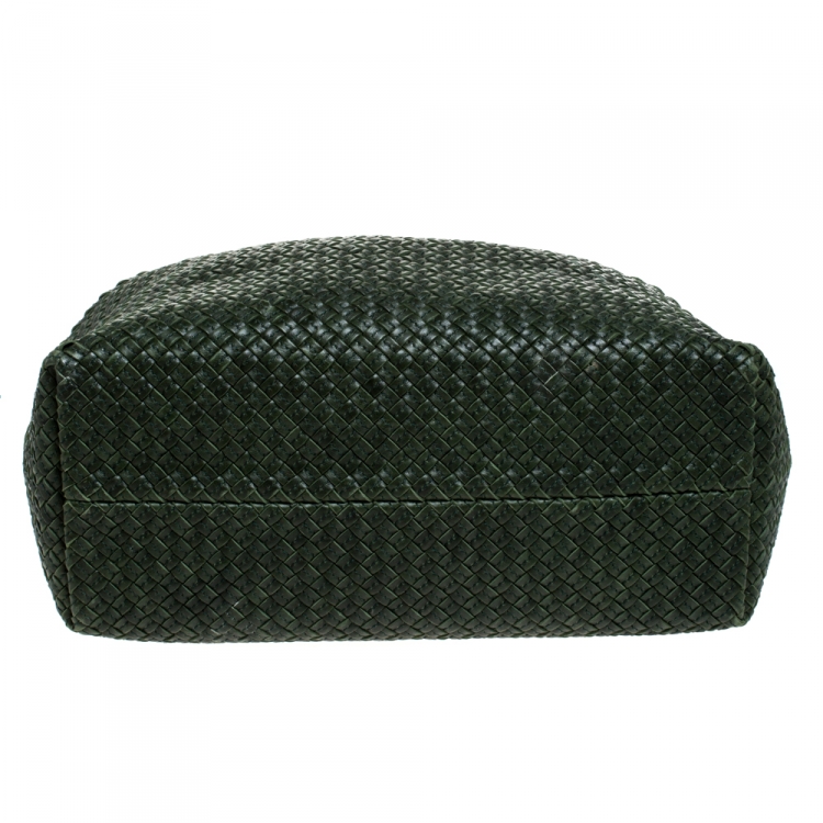 Pre Owned Bottega Veneta Green Intrecciato Leather Medium Cabat Tote with Pouch