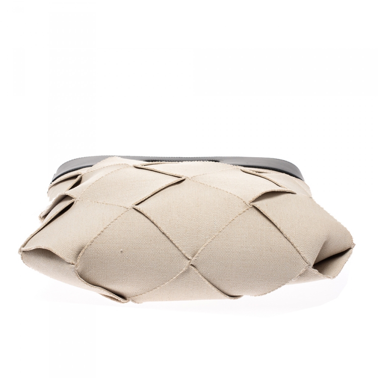 Pre Owned Bottega Veneta Cream/Black Canvas and Leather Slip Tote