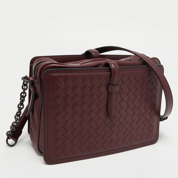 Pre Owned Bottega Veneta Burgundy Intrecciato Leather Camera Shoulder Bag