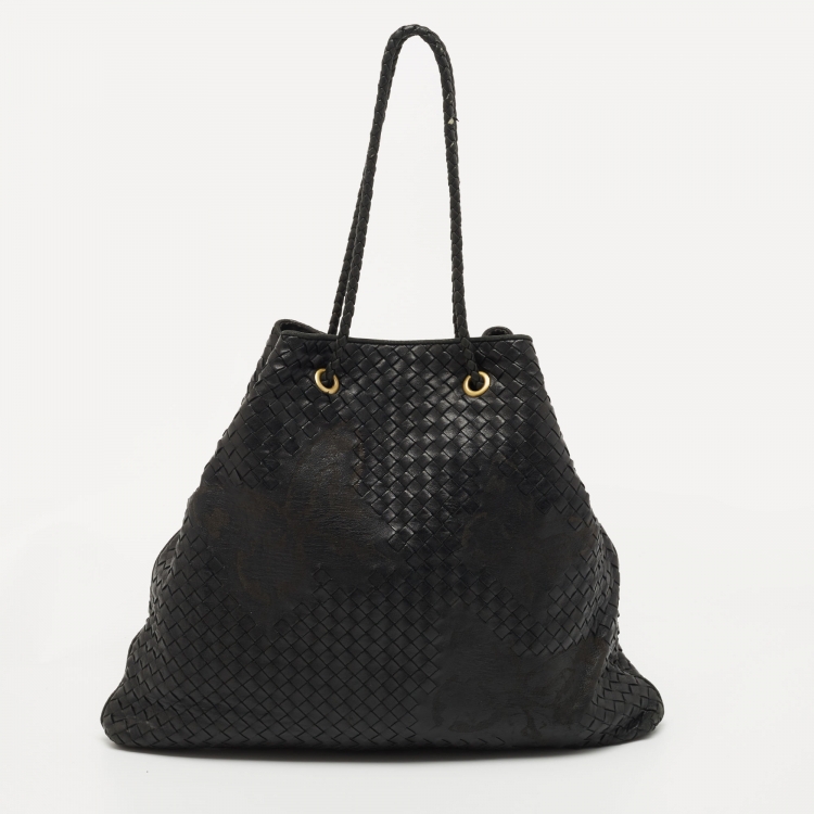 Pre Owned Bottega Veneta Black Intrecciato Leather Farfalle Draw String Bag