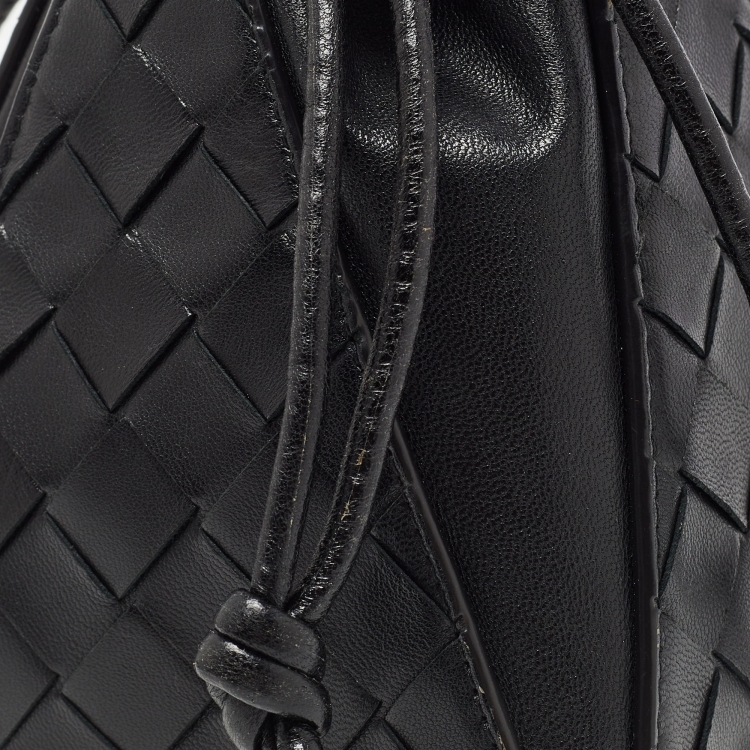 Pre Owned Bottega Veneta Black Leather Mini Knot Bucket Clutch Bag