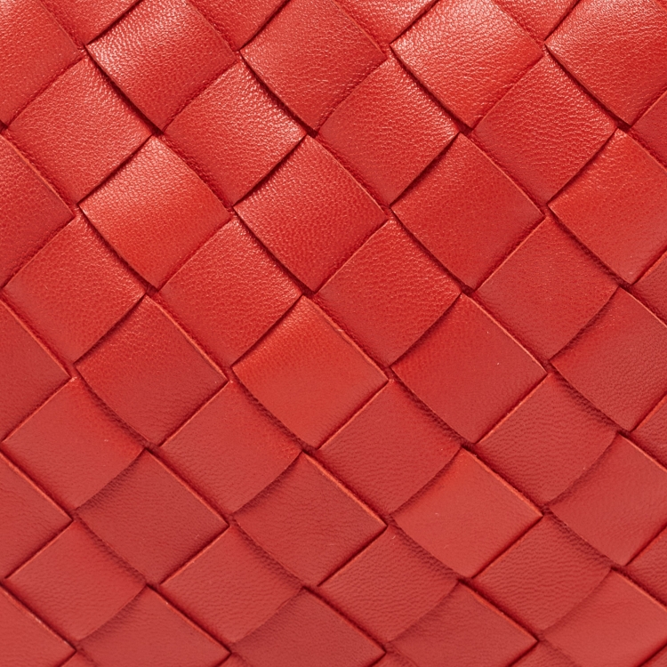Pre Owned Bottega Veneta Red Intrecciato Leather Mini BV Jodie Bag