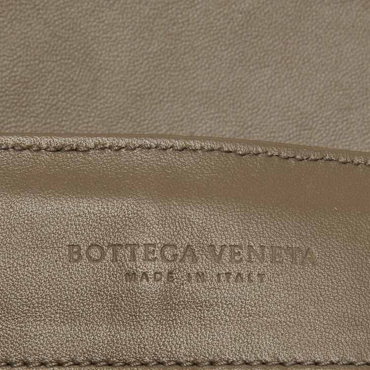 Pre Owned Bottega Veneta Grey Intrecciato Leather Drawstring Flap Bakcpack