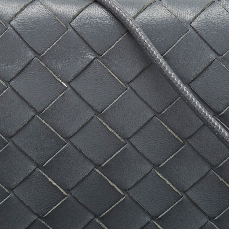 Pre Owned Bottega Veneta Grey Intrecciato Leather Flap Strap Wallet